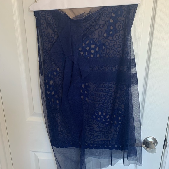 BCBG MaxAzria Runway navy blue cocktail dress size 6 - Picture 2 of 3